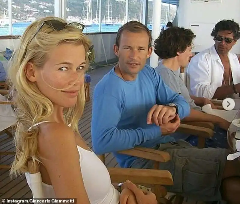 Claudia Schiffer ai Caraibi