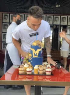 compleanno lautaro martinez 9