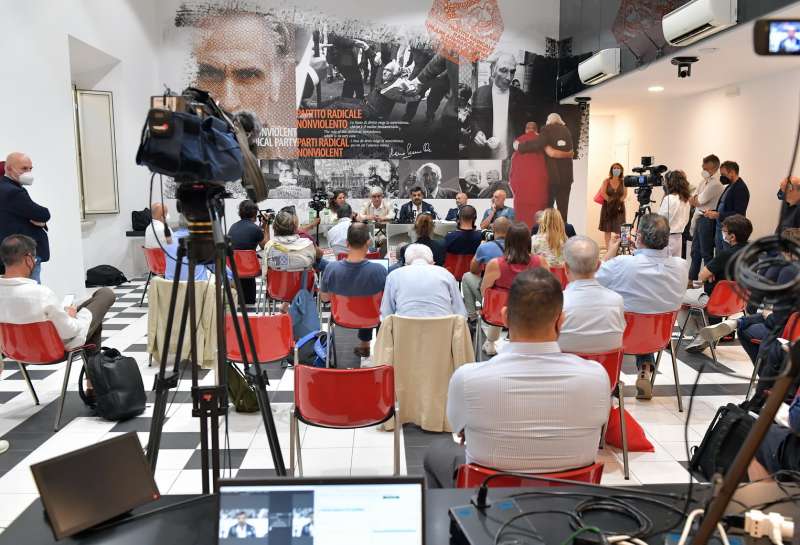 conferenza stampa di luca palamara per la presentazione del suo simbolo (2)