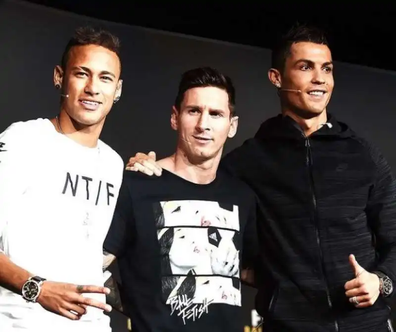 CRISTIANO RONALDO CON MESSI E NEYMAR