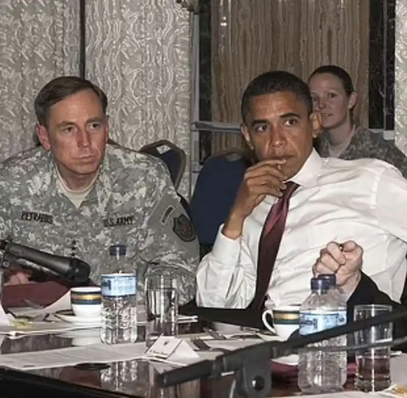 david petraeus barack obama 