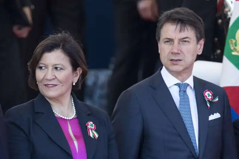 elisabetta trenta e giuseppe conte