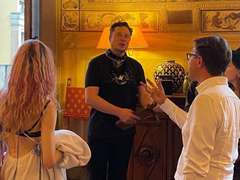 elon musk a firenze