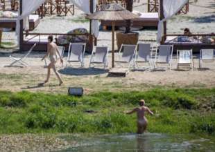 firenze turiste nude in arno 2