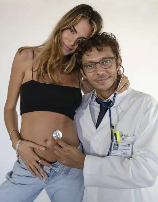 francesca sofia novello e valentino rossi aspettano una bambina 2