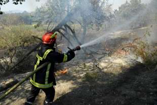 incendio in costa azzurra 16