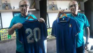 JUNINHO CON LA MAGLIA NUMERO 20 DI PAOLO ROSSI