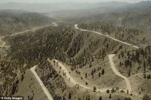 La strada Khost-Gardez