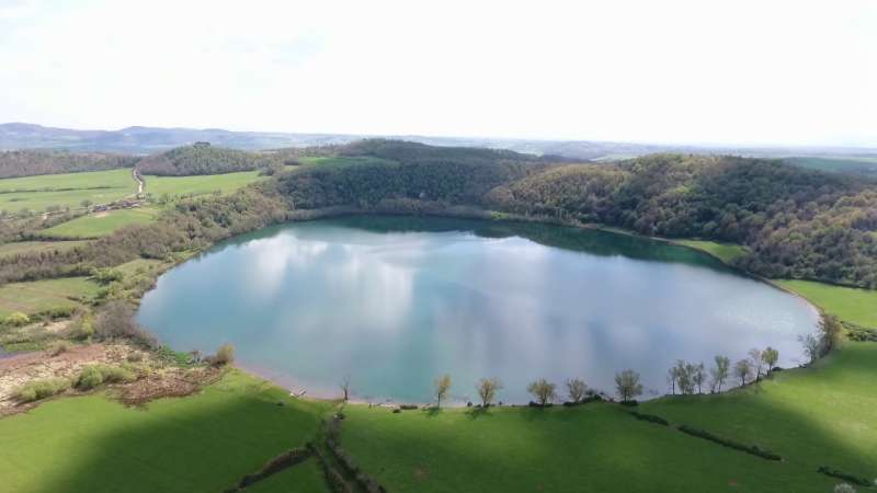 lago di mezzano