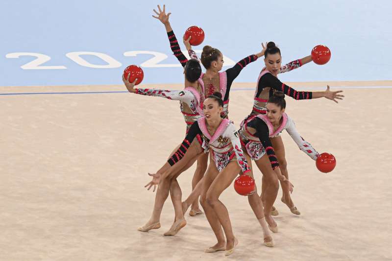 le farfalle della ginnastica ritmica 10