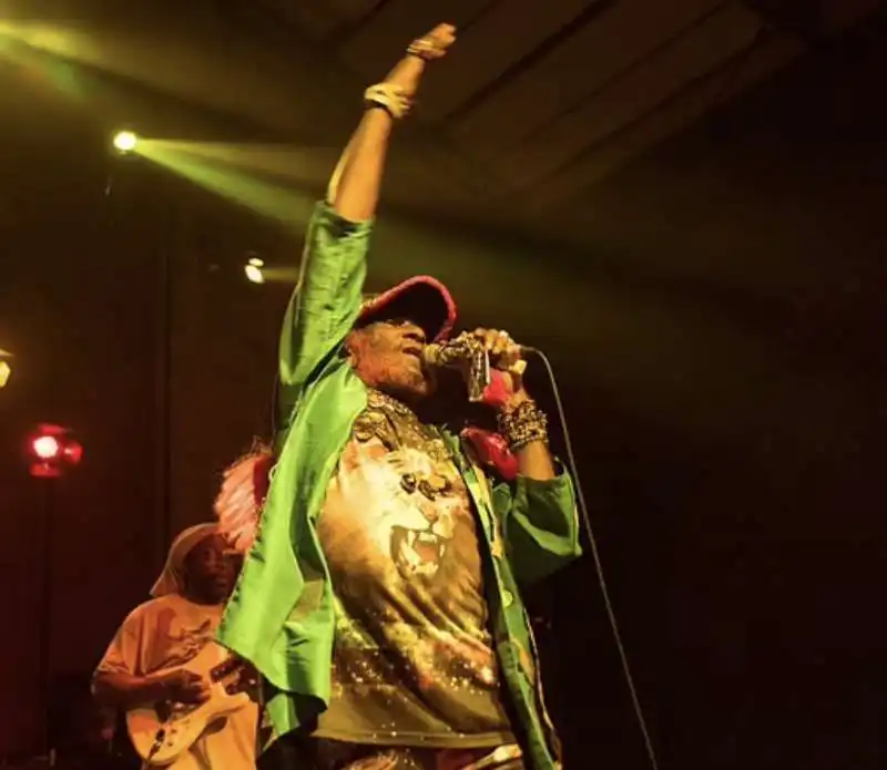 lee  scratch perry  18