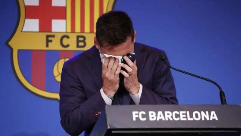 leo messi lascia il barcellona 5