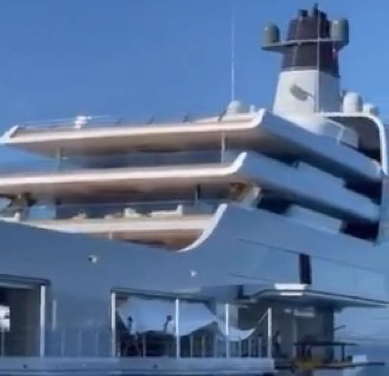 lo yacht di abramovich solaris 6