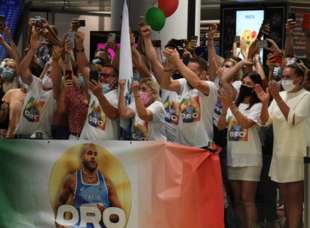 marcell jacobs accolto da star a fiumicino 5