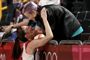 megan rapinoe sue bird