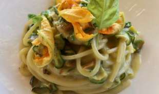 PASTA ALLA NERANO FIORI DI ZUCCA