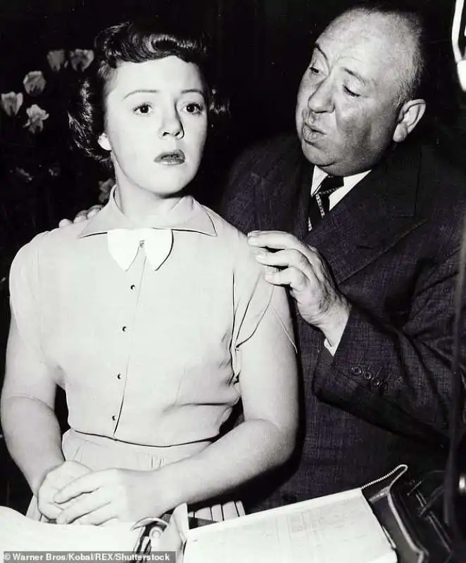 patricia hitchcock  con il padre sul set di  L'ALTRO UOMO