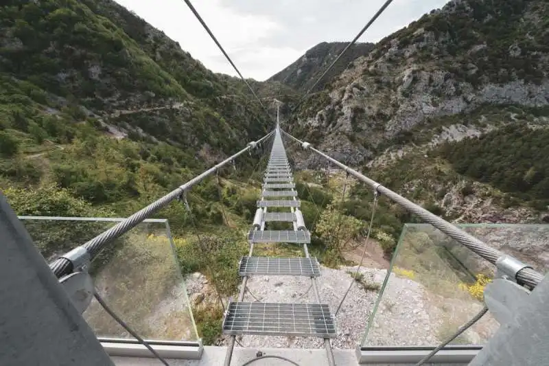 ponte tibetano castelsaraceno 1