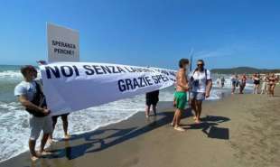 protesta gestori locali a castiglione della pescaia 2