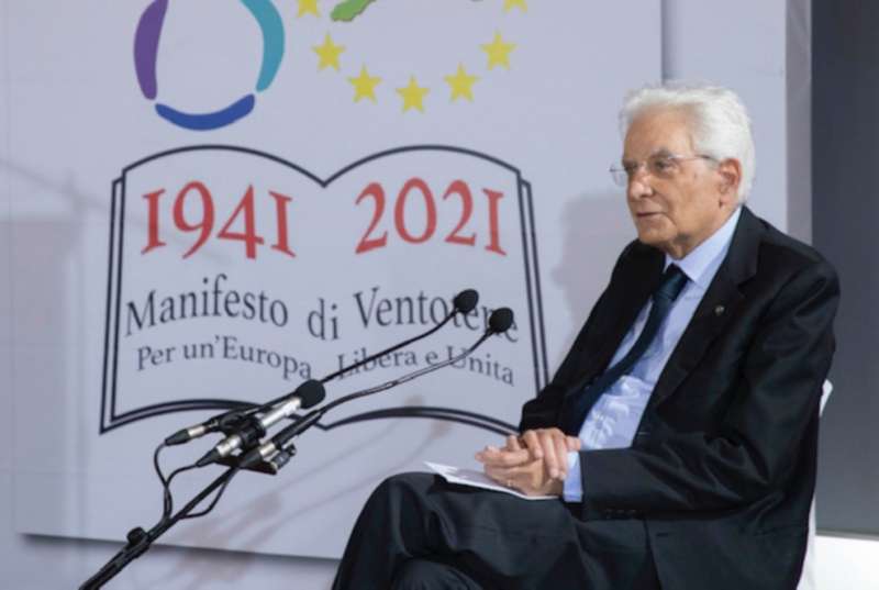 SERGIO MATTARELLA A VENTOTENE