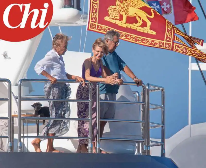 SILVIA MONTI LILLI GRUBER CARLO DE BENEDETTI SULLO YACHT