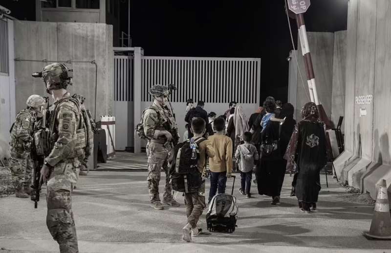 soldati americani aeroporto kabul