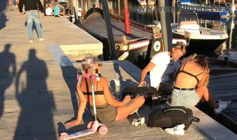 turisti cafoni a venezia 4