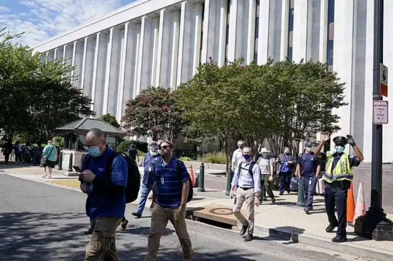 washington   campidoglio in lockdown per allarme bomba