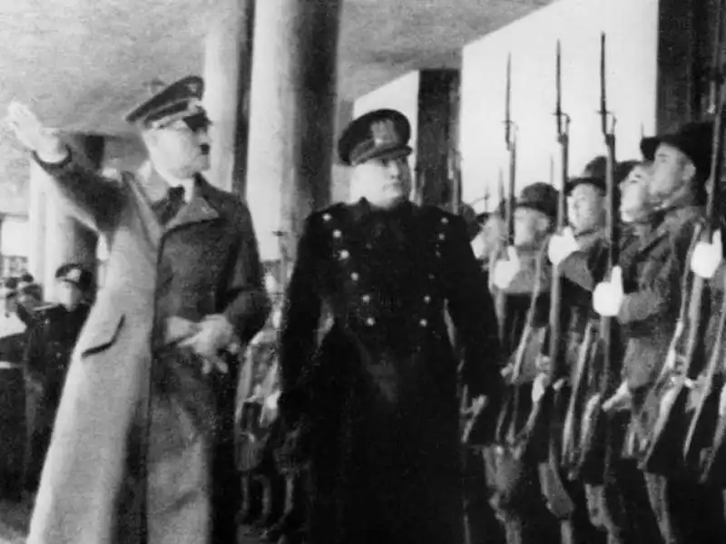 adolf hitler e benito mussolini al vertice del brennero   18 marzo 1940 