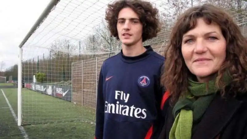 adrien e veronique rabiot