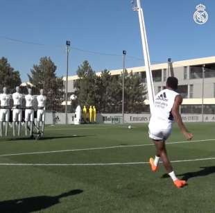 ALLENAMENTO HI TECH DEL REAL MADRID