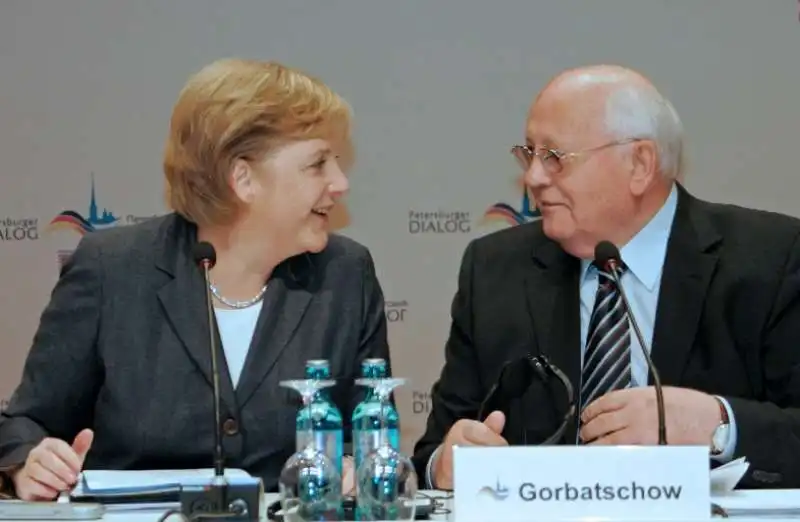 angela merkel mikhail gorbaciov