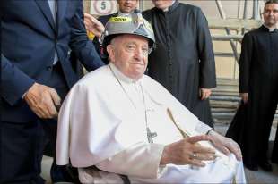 BERGOGLIO A L'AQUILA