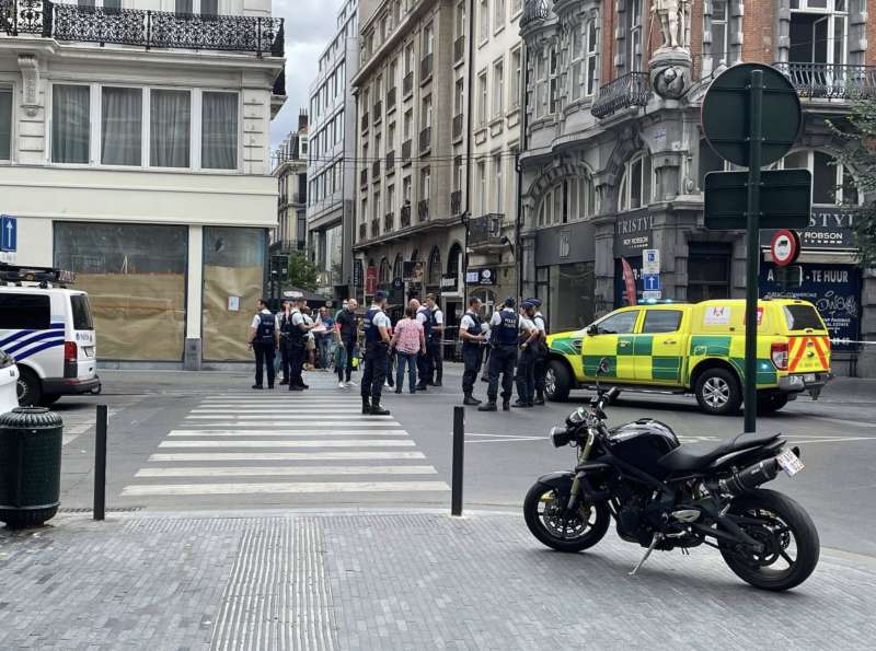 boulevard saint michel dopo l incidente4