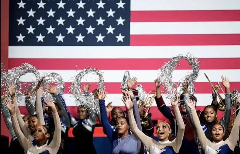 cheerleader per biden 