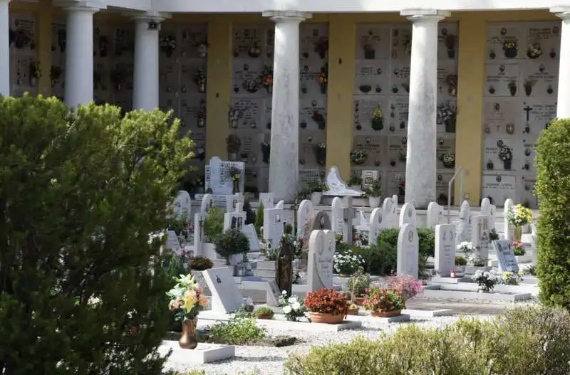 cimitero bardolino3