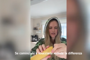 come si sbuccia una banana