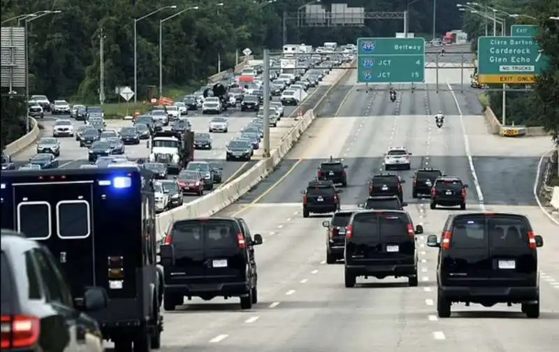 corteo di auto biden 