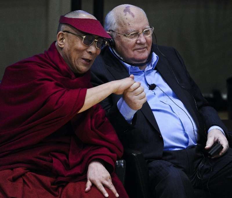 dalai lama mikhail gorbaciov