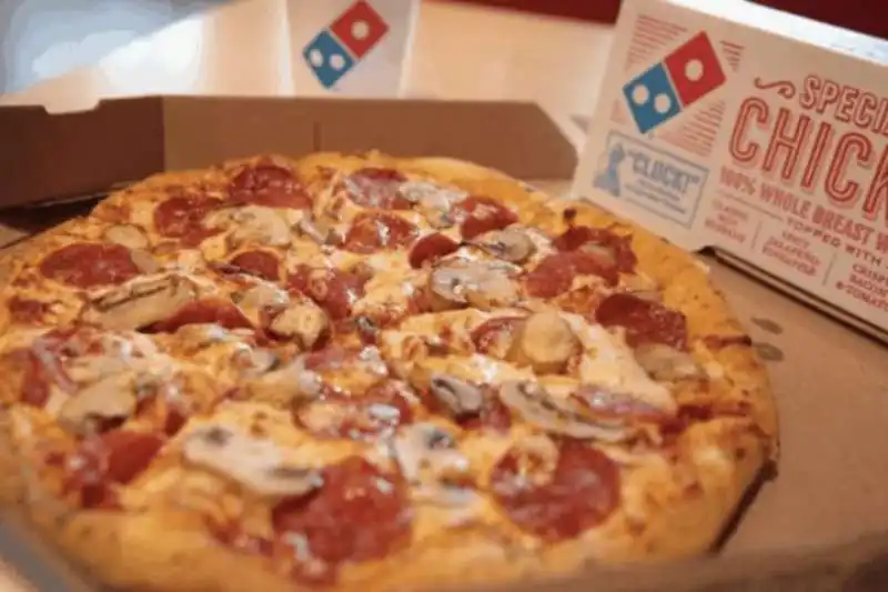 dominos pizza