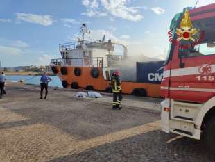 ESPLOSIONE CONTAINER NEL PORTO DI CROTONE