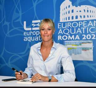 federica pellegrini firma autografi foto masi gmt gmt 891