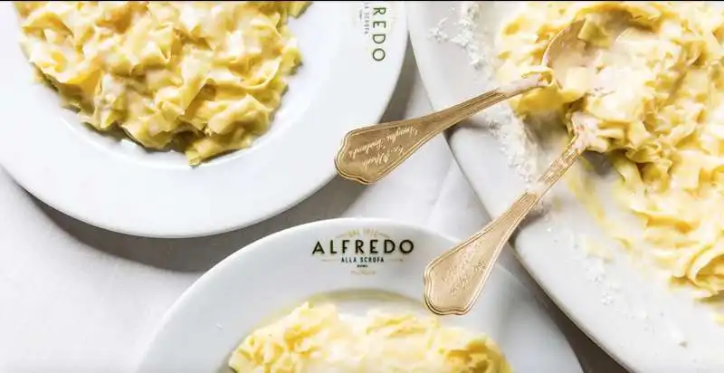 fettuccine alfredo