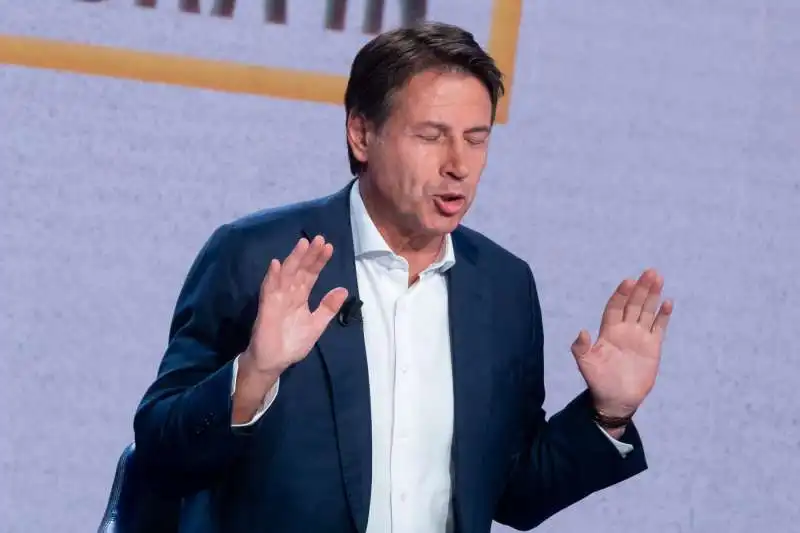 GIUSEPPE CONTE A MEZZORA IN PIU