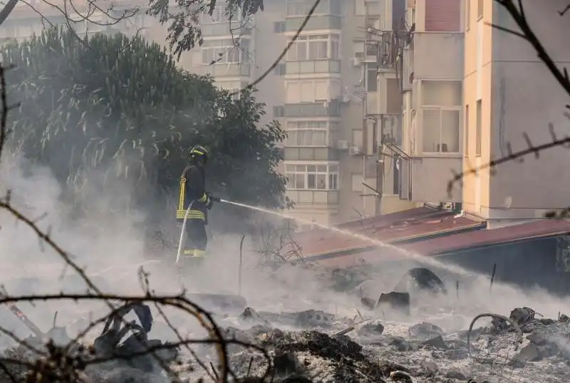 incendi a palermo   3