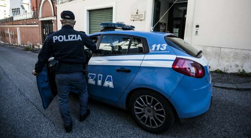 INTERVENTO DELLA POLIZIA A ROMA