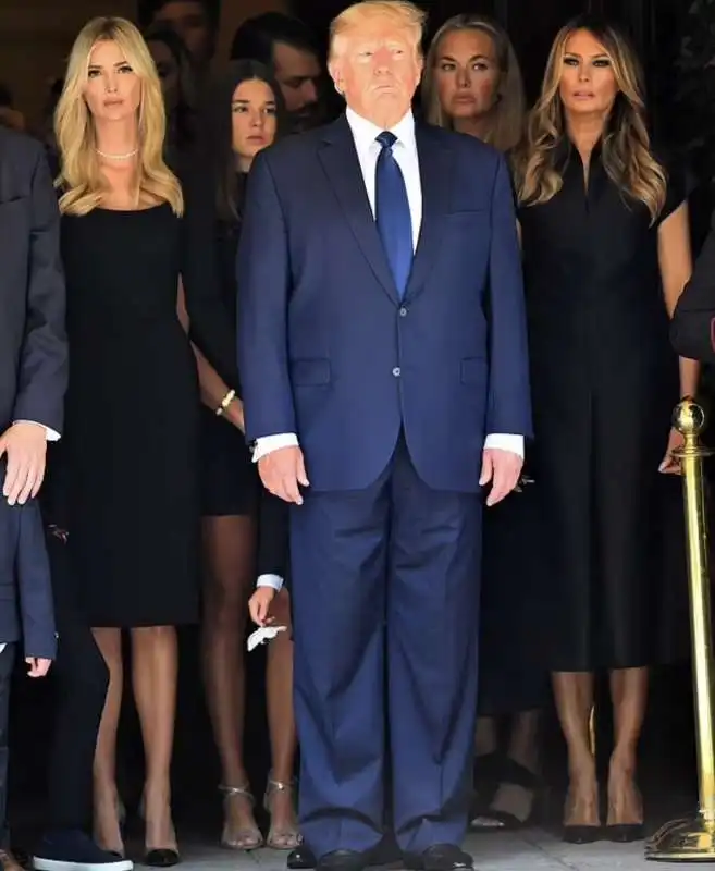 ivana donald e melania trump   funerali di ivana 