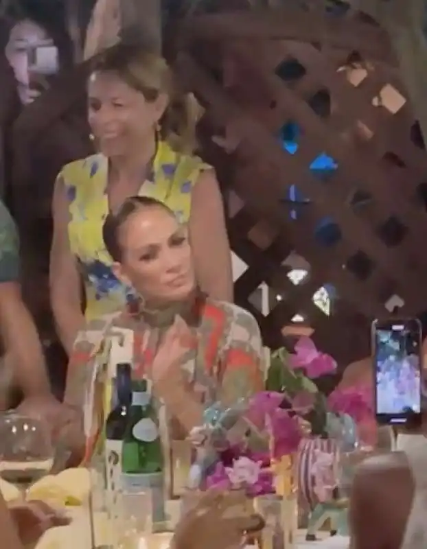 jennifer lopez da paolino restaurant a capri 2