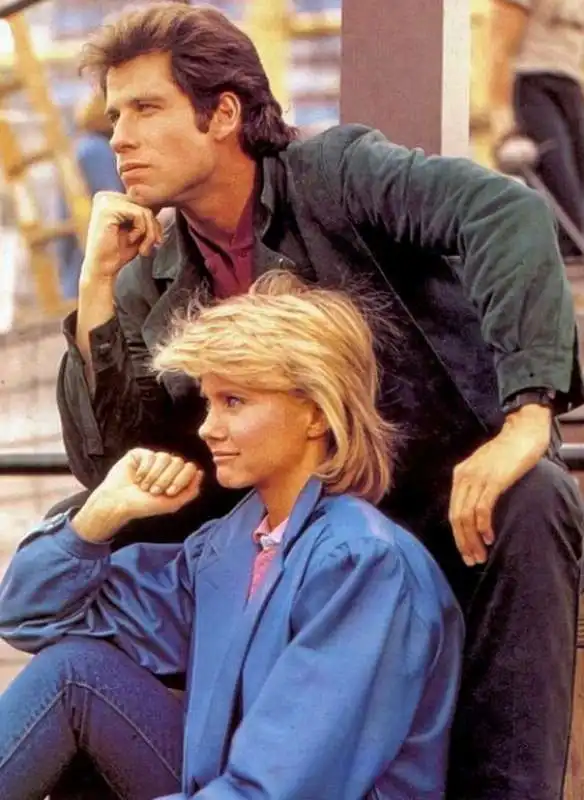 john travolta olivia newton john   due come noi 