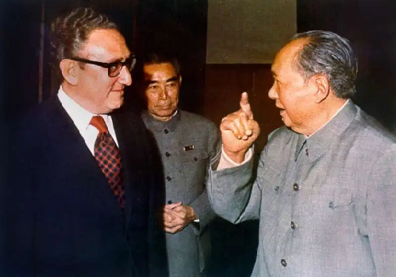 KISSINGER MAO